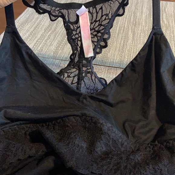 VS PINK Black Lace Racerback bralette (Large) - Picture 6 of 7